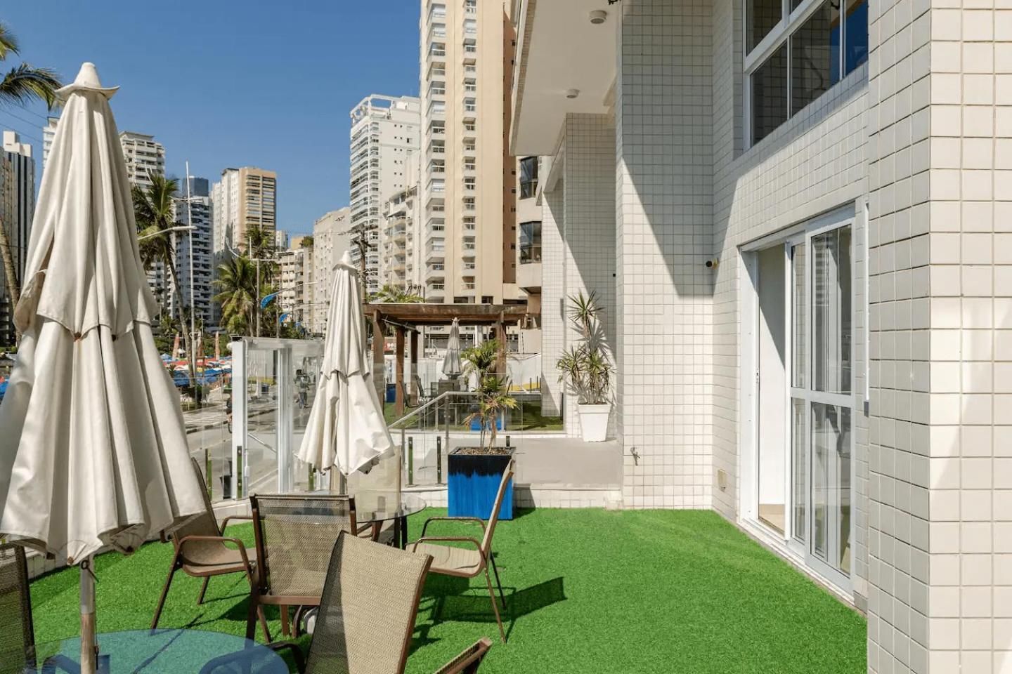 Apto - Predio De Frente Para Praia - Asturias - Guaruja - 2 Vagas Garagem - Wi-Fi E Ar Condicionado Ngoại thất bức ảnh